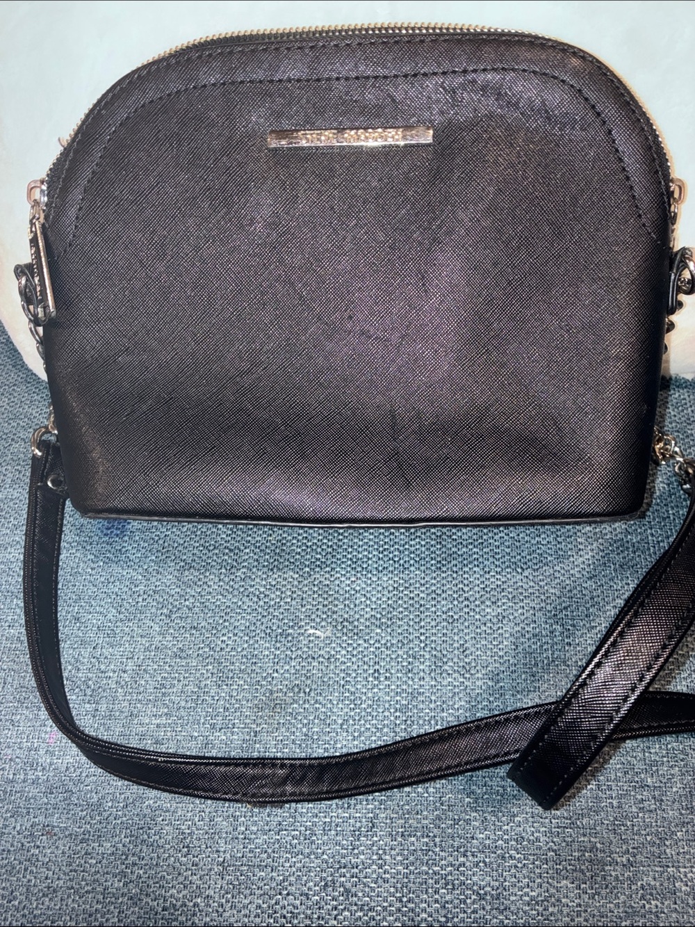 Black Crossbody Dome Bag - STEVE MADDEN